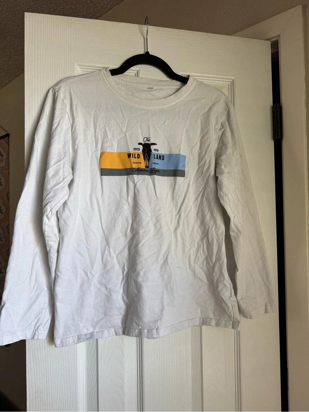 Wild Land Long Sleeve Graphic Tee - White